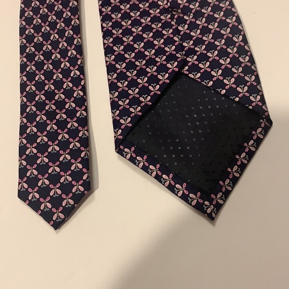 𝅺pierre Cardin Vintage Silk Tie- like new - Picture 3 of 7